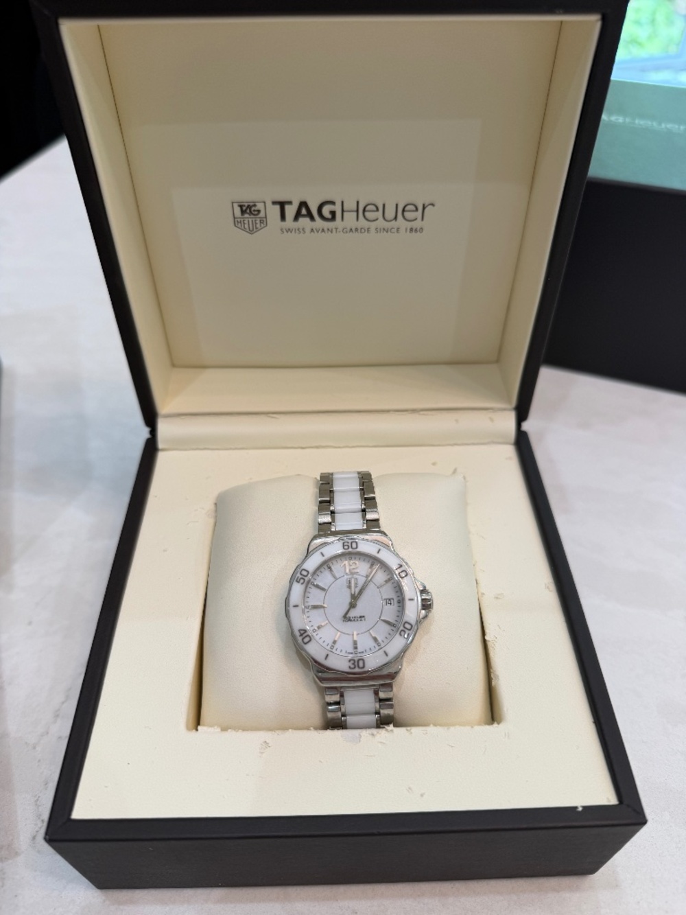 Tag Heuer 36 ceramic white and steel ladies 36